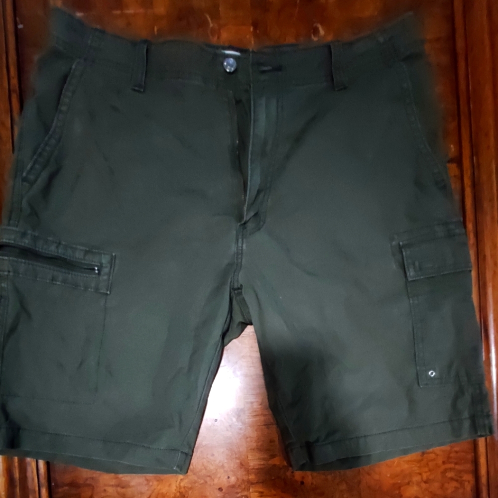 Denizen From Levis Mens 10" Relaxed Fit Cargo Flex Shorts